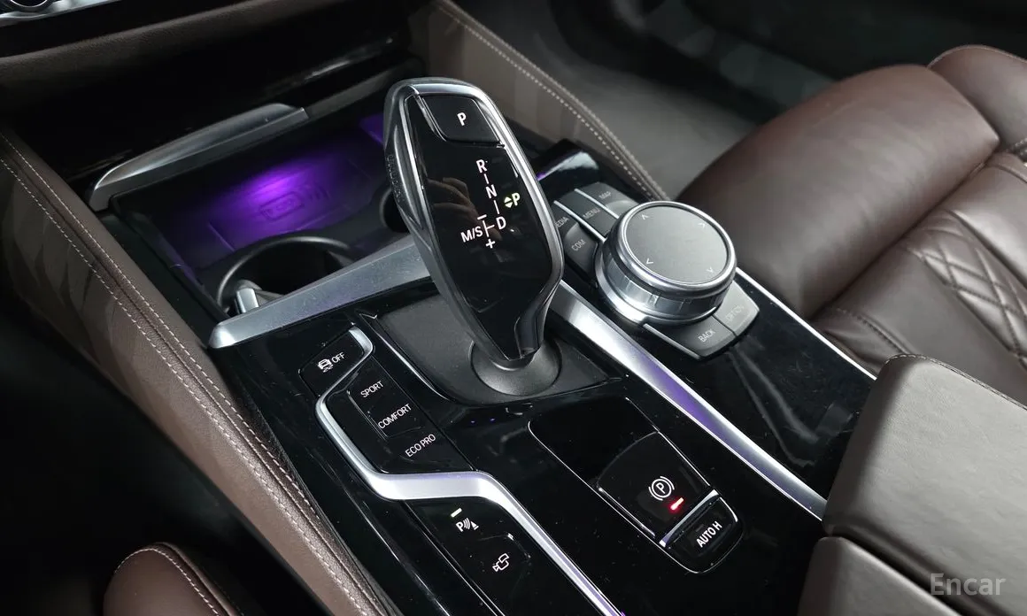 Фото 9 - BMW 5 Series