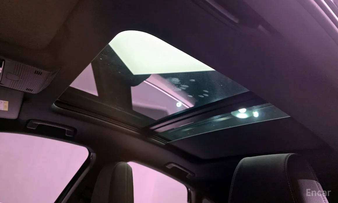 Фото 18 - Audi Q4 e-tron