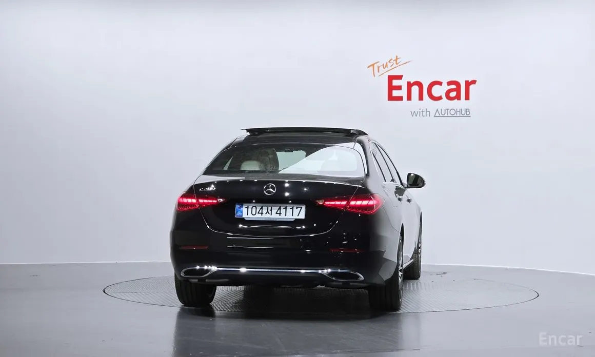 Фото 4 - Mercedes-Benz C-Class