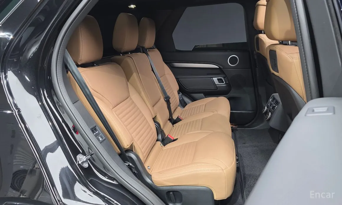 Фото 12 - Land Rover Discovery