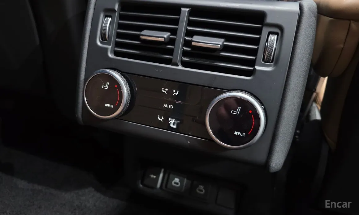 Фото 19 - Land Rover Discovery