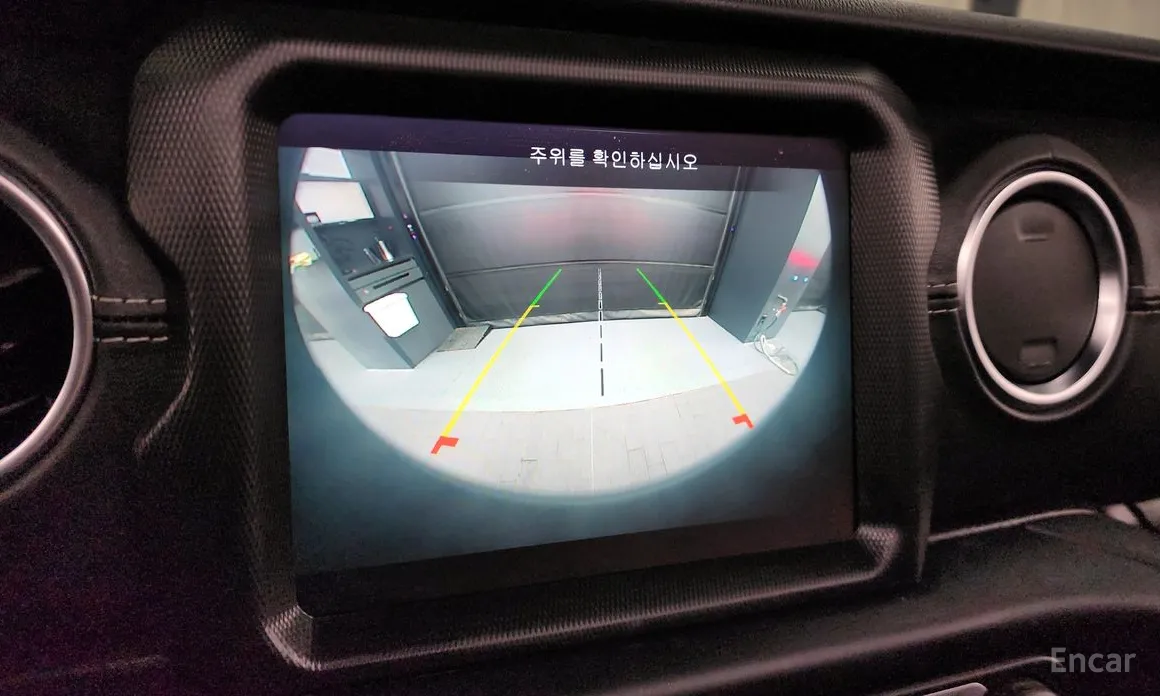 Фото 15 - Jeep Wrangler