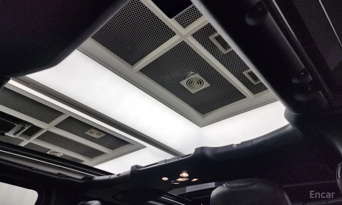 Фото 18 - Jeep Wrangler