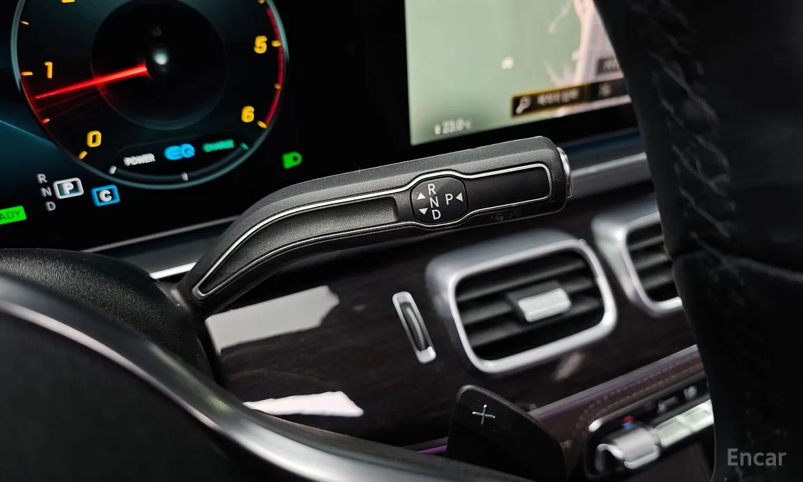 Фото 9 - Mercedes-Benz GLE-Class