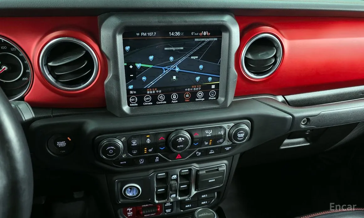 Фото 14 - Jeep Gladiator