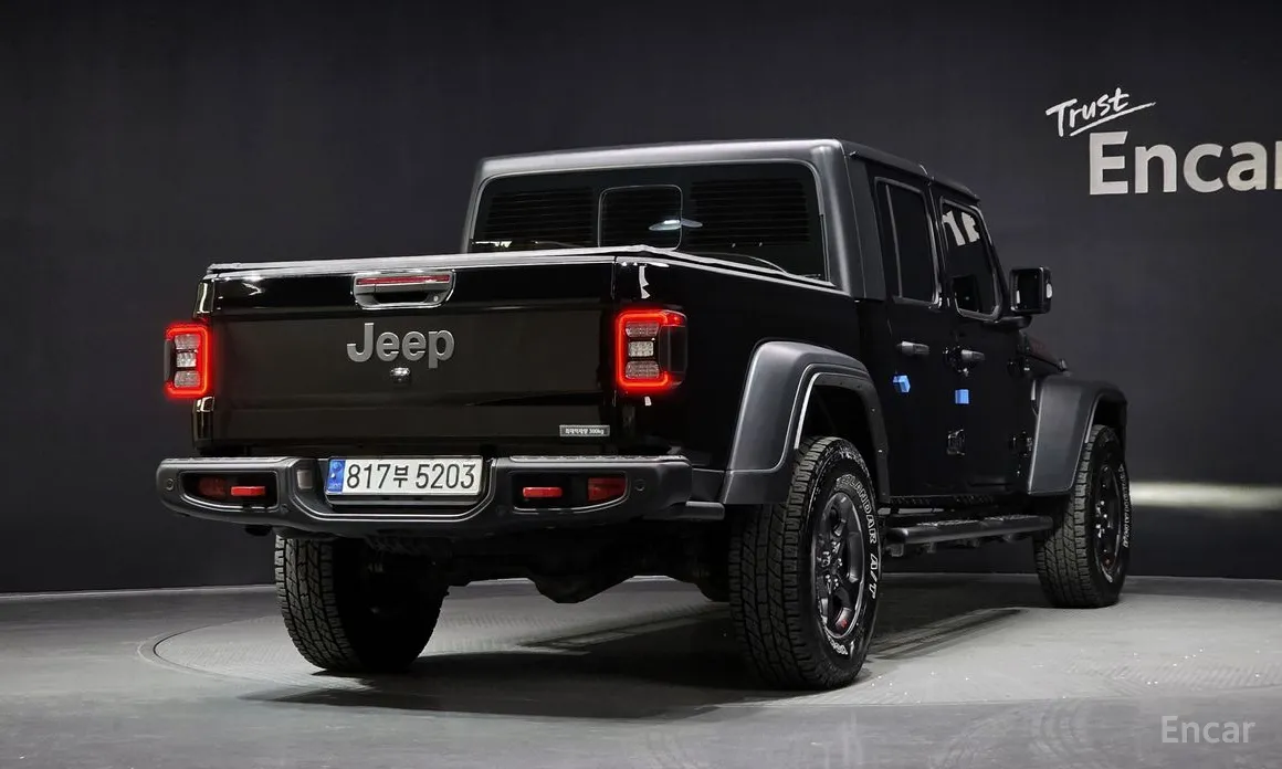 Фото 2 - Jeep Gladiator