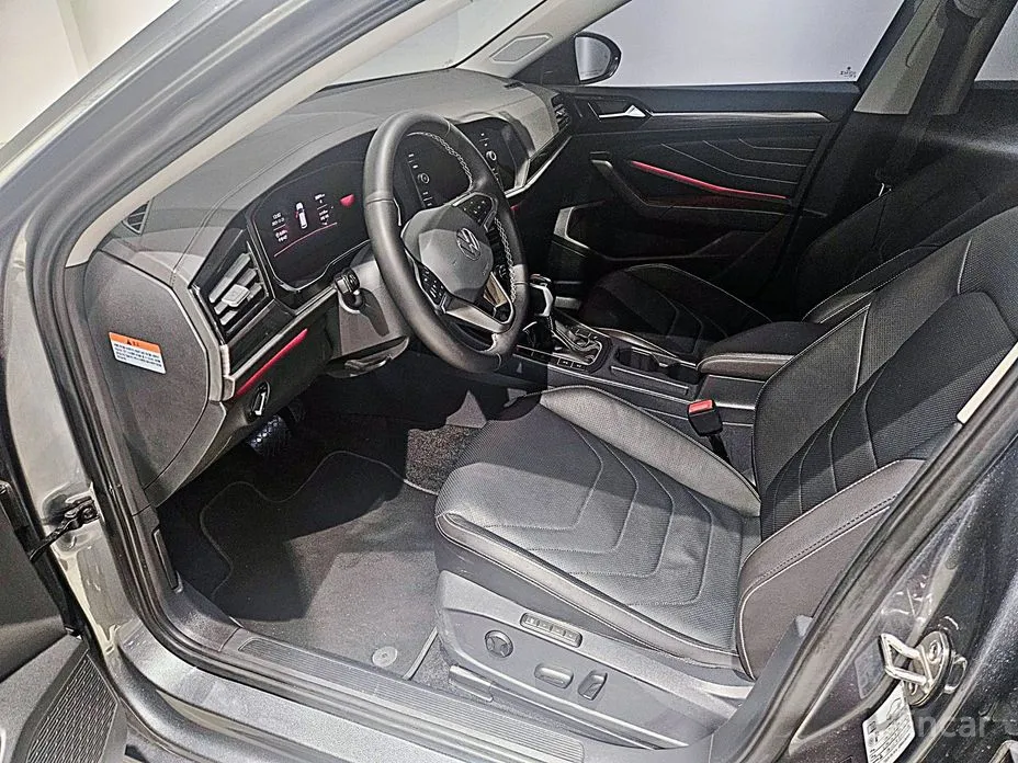 Фото 10 - Volkswagen Jetta