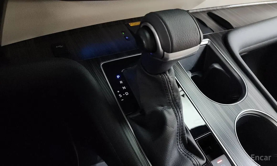 Фото 9 - Toyota Sienna