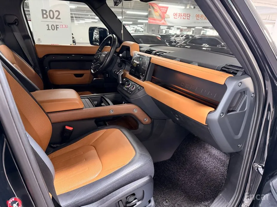 Фото 7 - Land Rover Defender