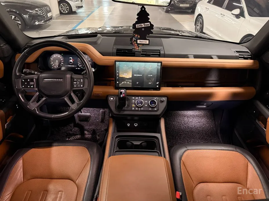 Фото 8 - Land Rover Defender