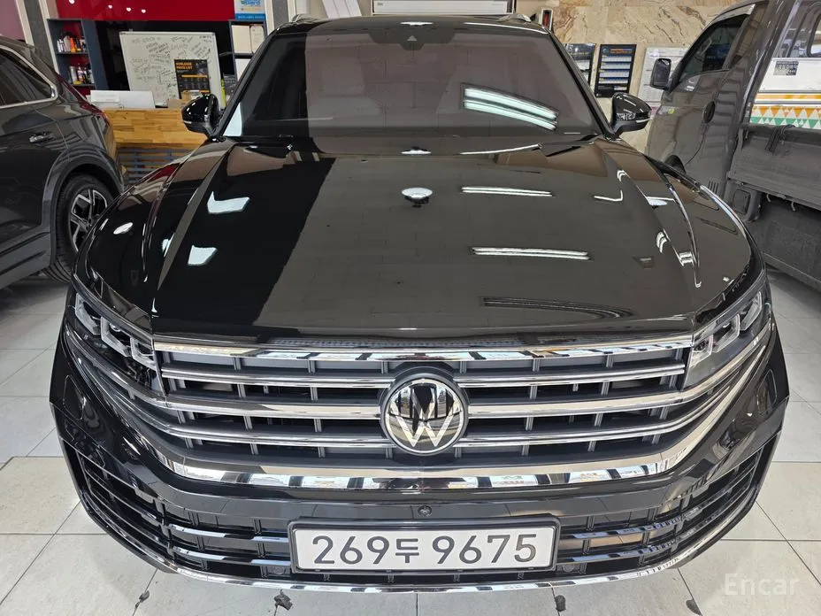 Фото 20 - Volkswagen Touareg