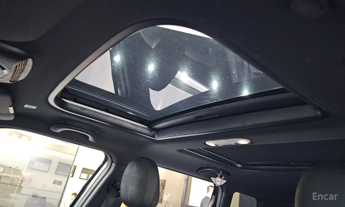 Фото 19 - Mini Clubman