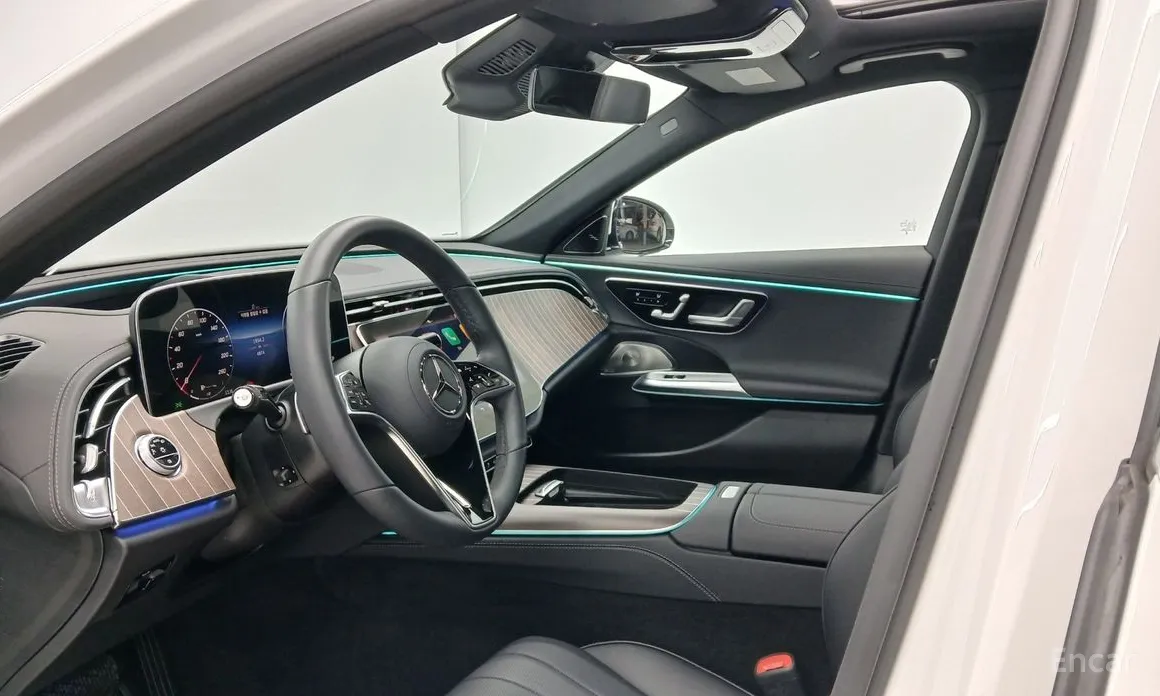 Фото 8 - Mercedes-Benz E-Class