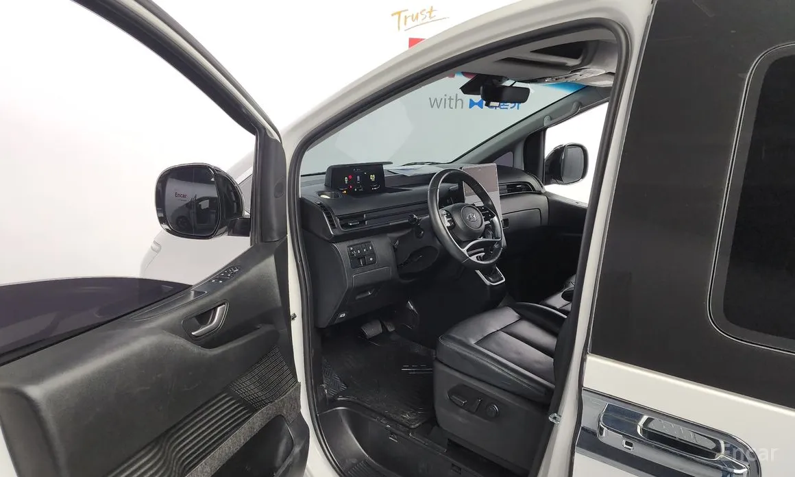 Фото 11 - Hyundai Staria