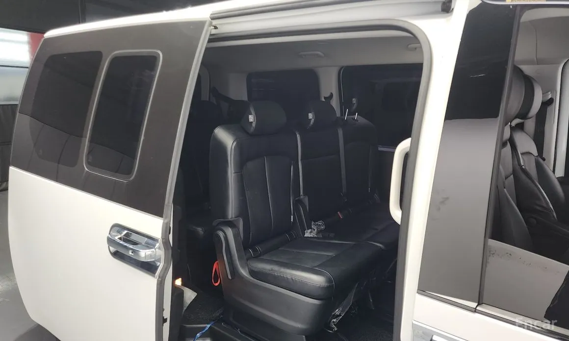 Фото 12 - Hyundai Staria