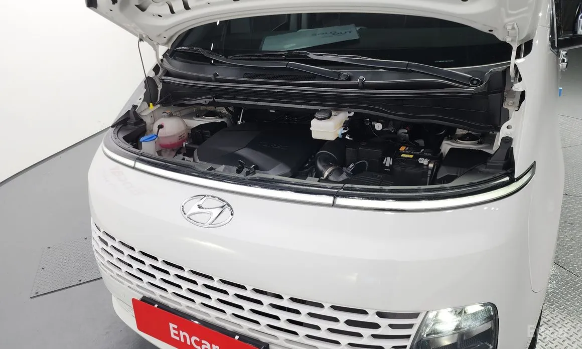 Фото 6 - Hyundai Staria