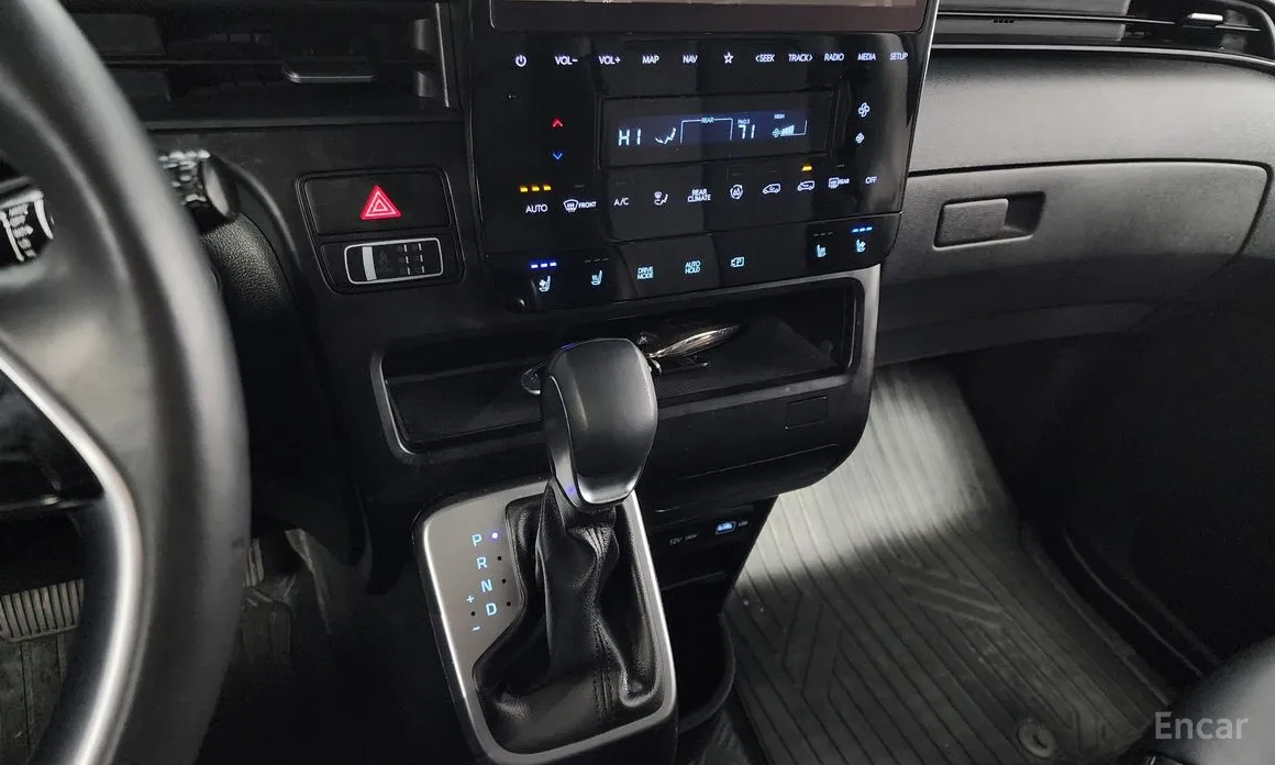 Фото 9 - Hyundai Staria