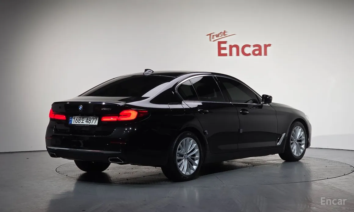 Фото 2 - BMW 5 Series
