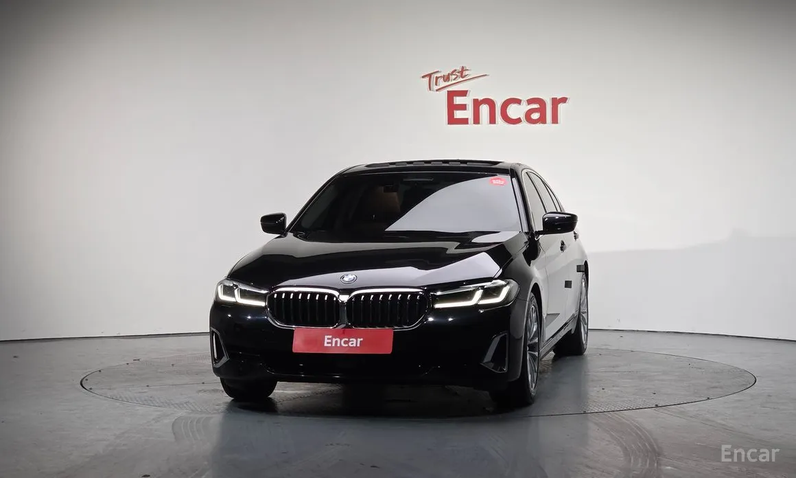 Фото 3 - BMW 5 Series
