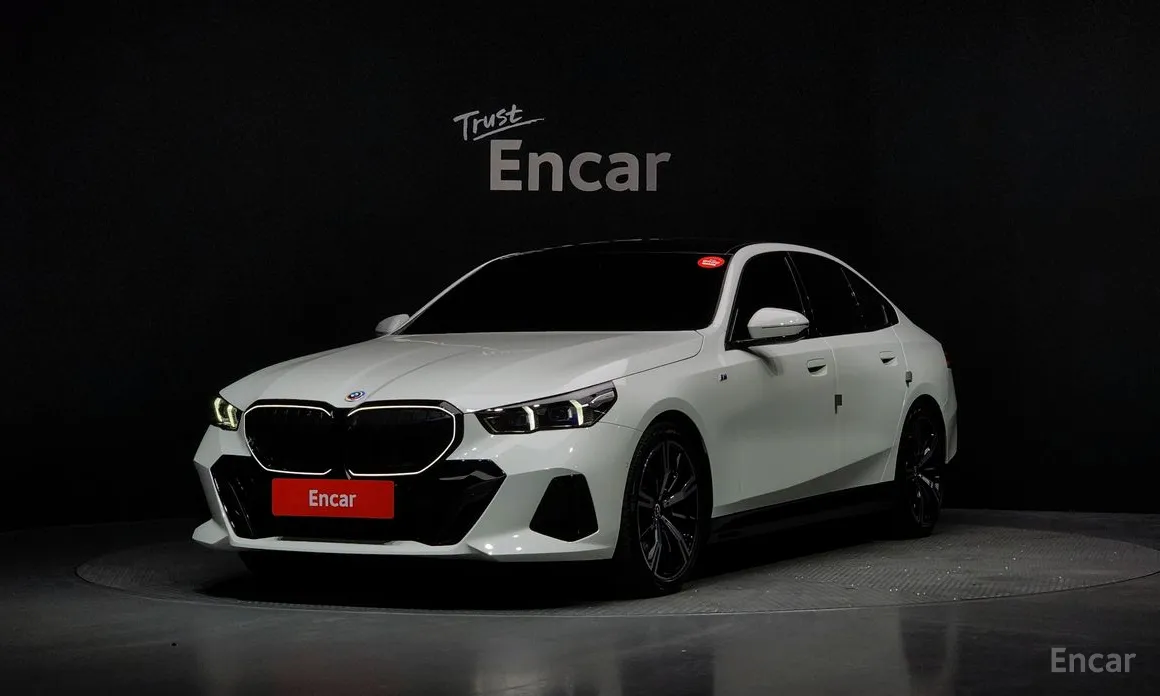 Фото 1 - BMW 5 Series