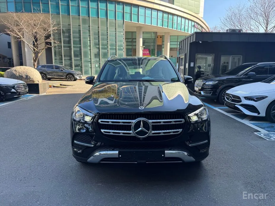 Фото 1 - Mercedes-Benz GLE-Class