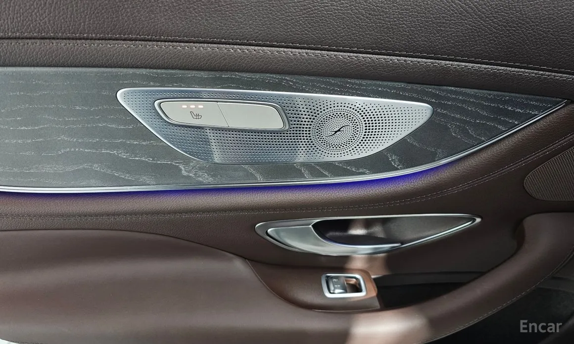 Фото 19 - Mercedes-Benz CLS-Class