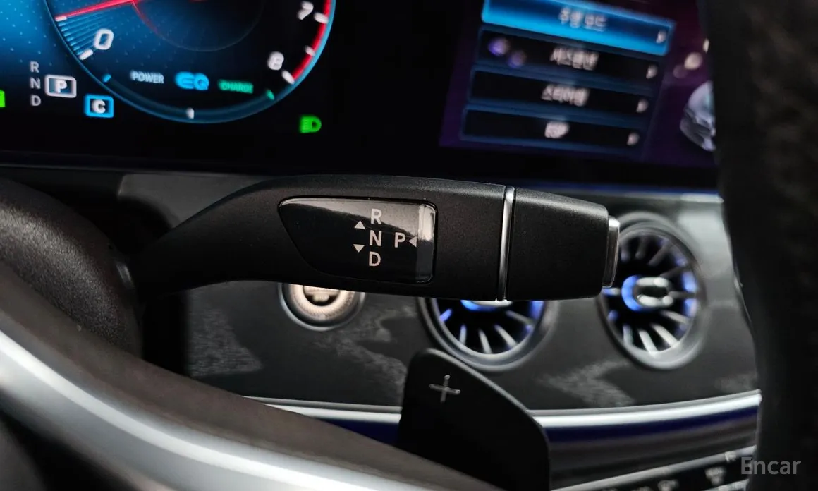 Фото 9 - Mercedes-Benz CLS-Class