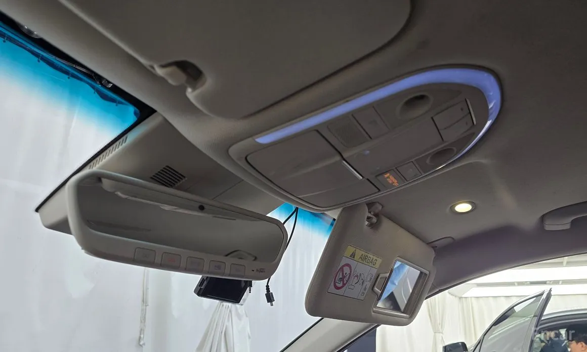 Фото 17 - Genesis G70