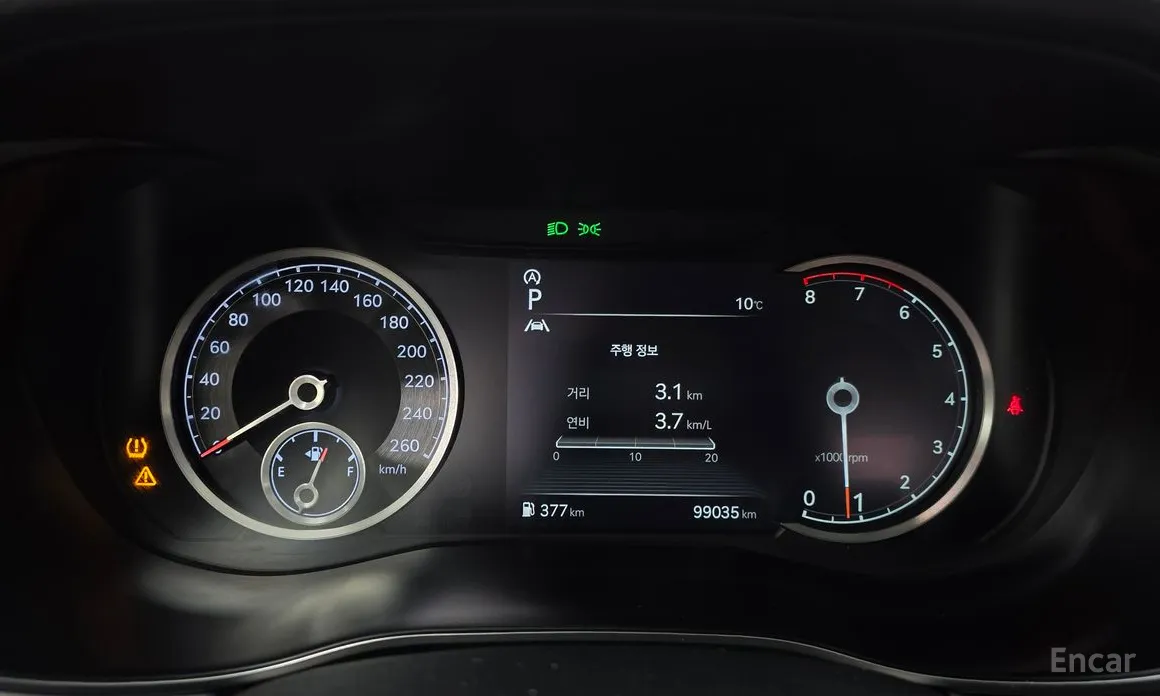 Фото 8 - Genesis G70