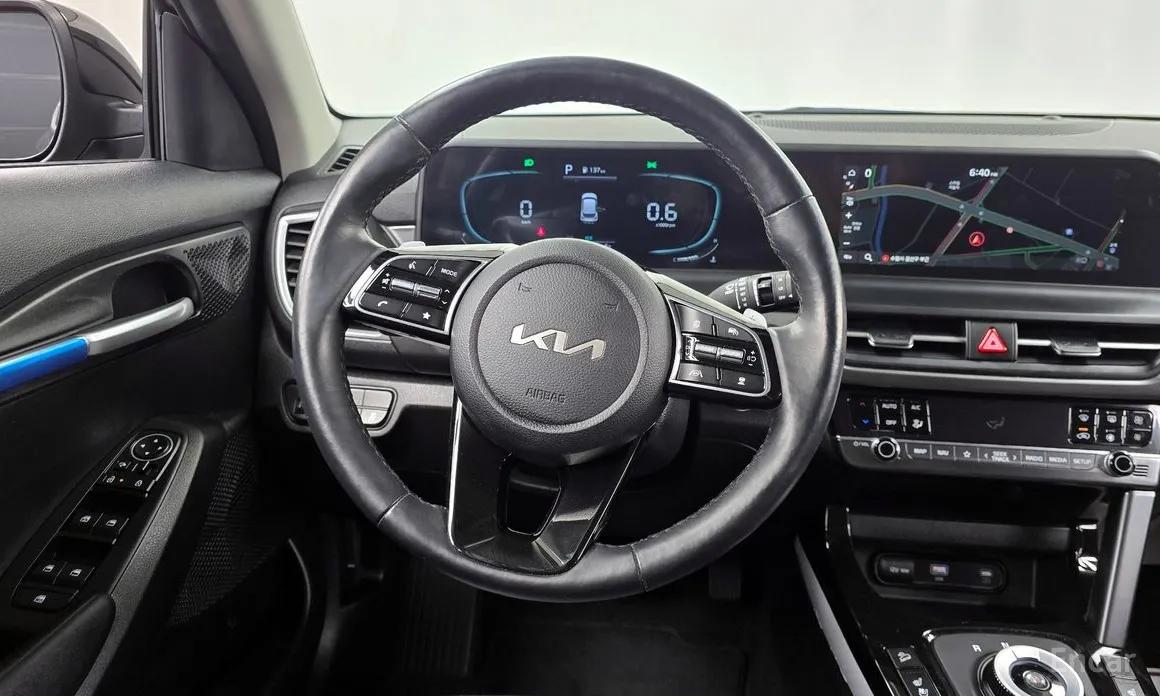 Фото 13 - Kia Seltos