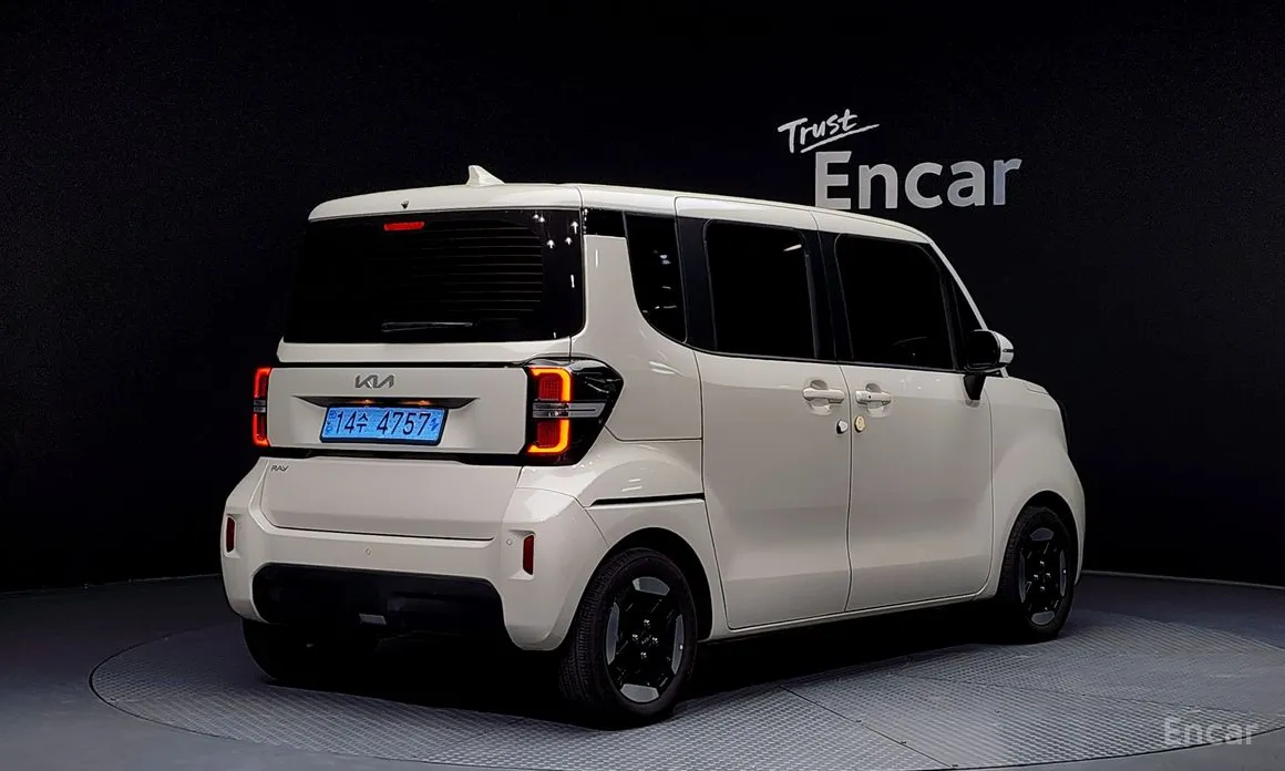 Фото 2 - Kia Ray