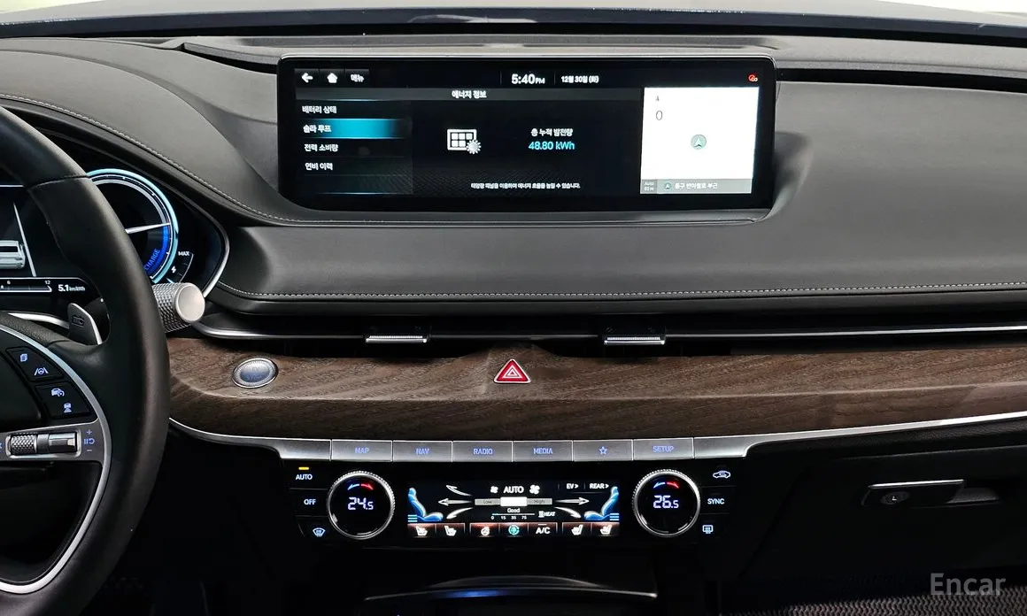 Фото 14 - Genesis G80