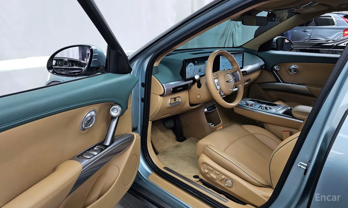 Фото 10 - Genesis GV60