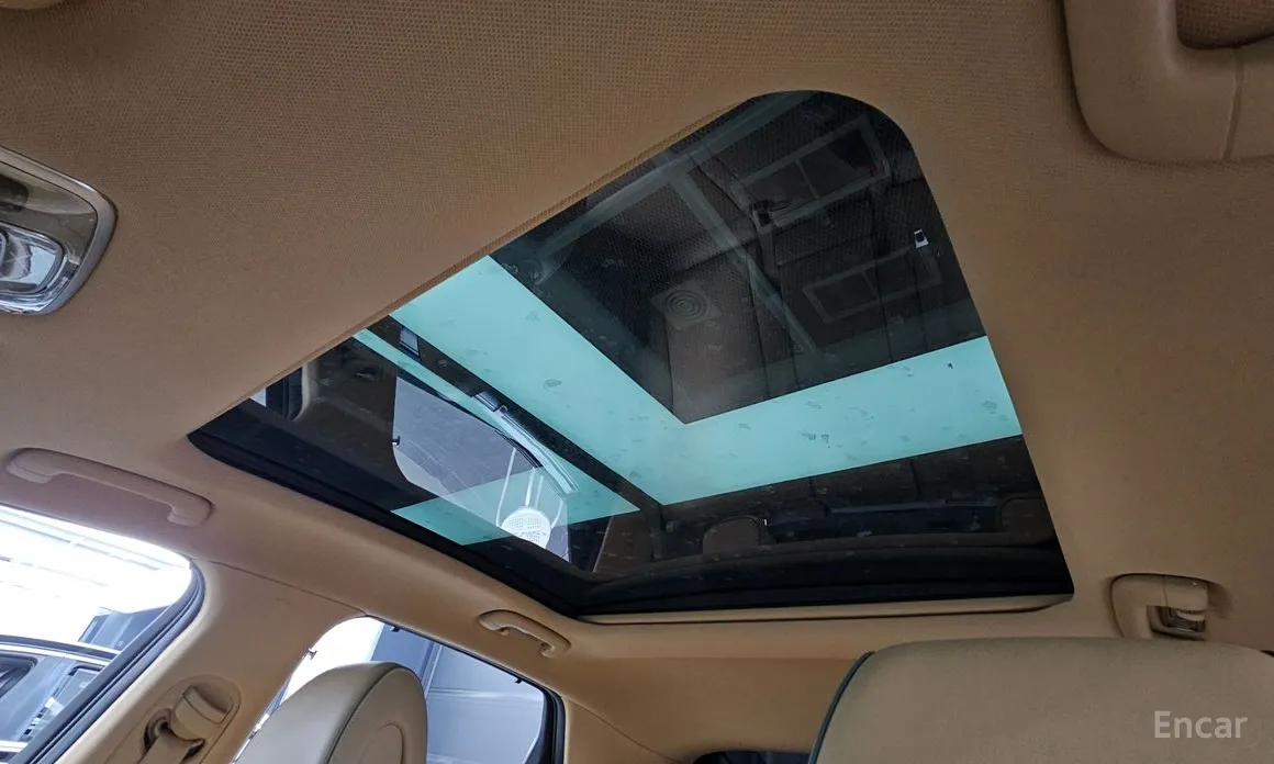 Фото 18 - Genesis GV60