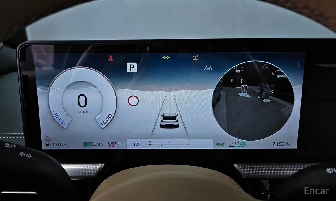 Фото 8 - Genesis GV60