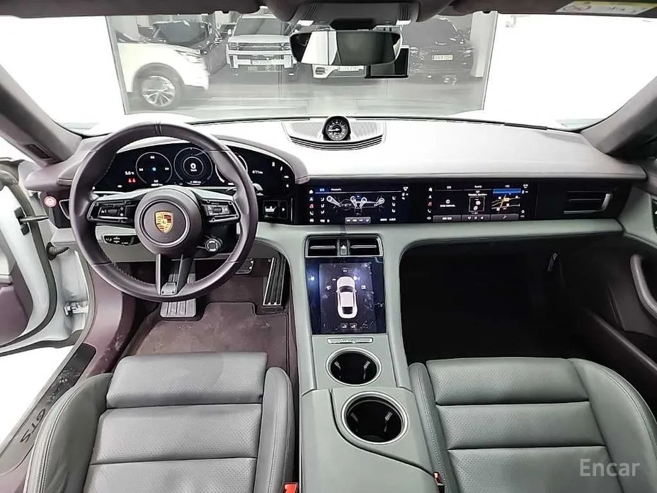 Фото 7 - Porsche Taycan