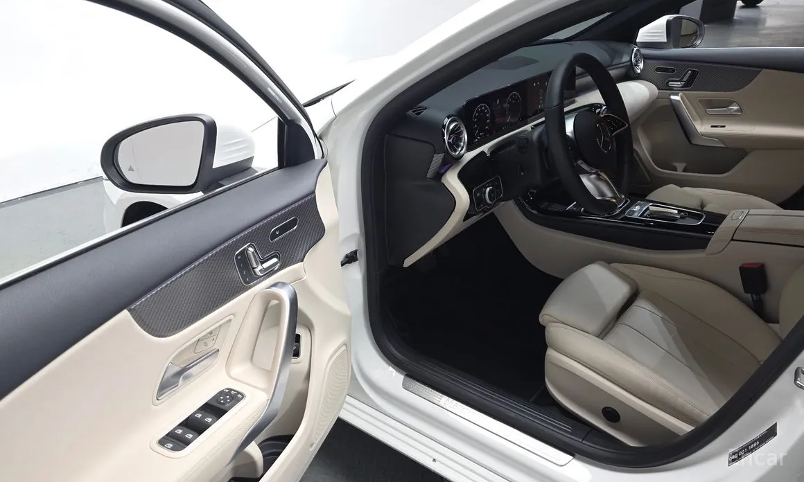 Фото 12 - Mercedes-Benz A-Class