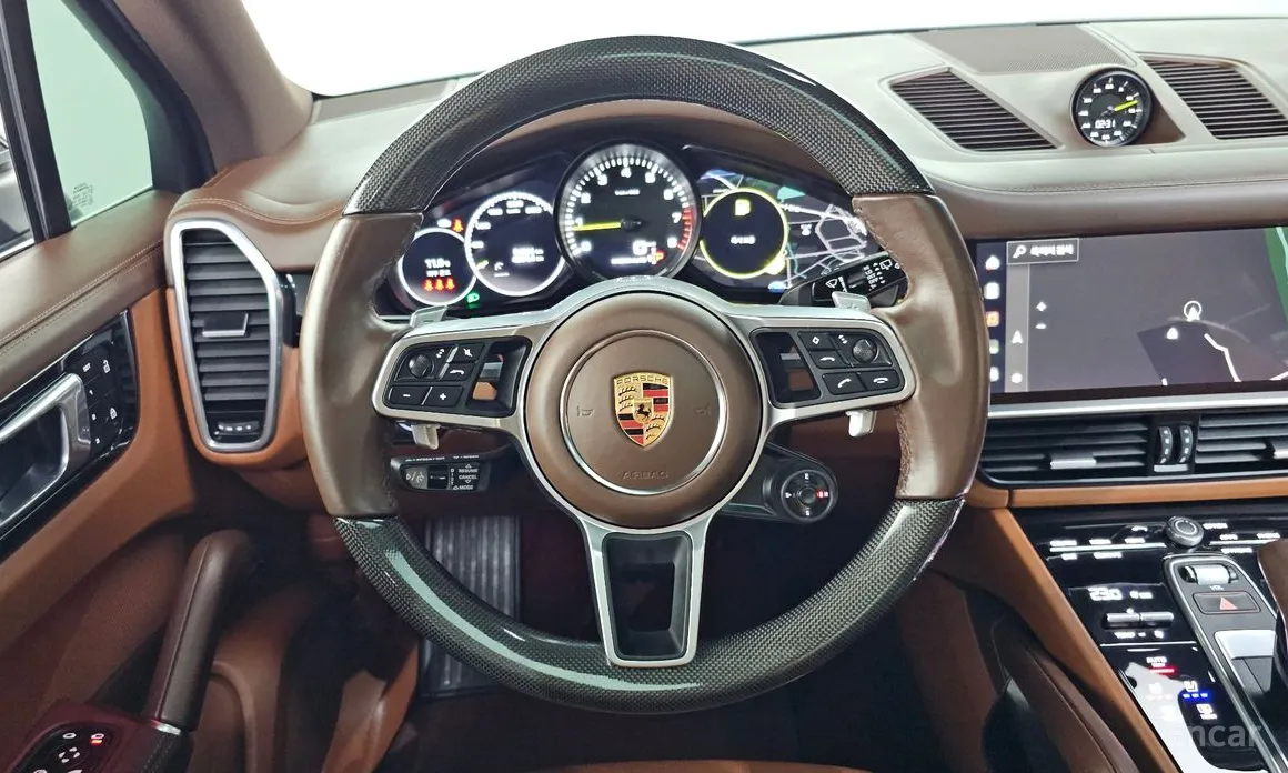 Фото 13 - Porsche Cayenne