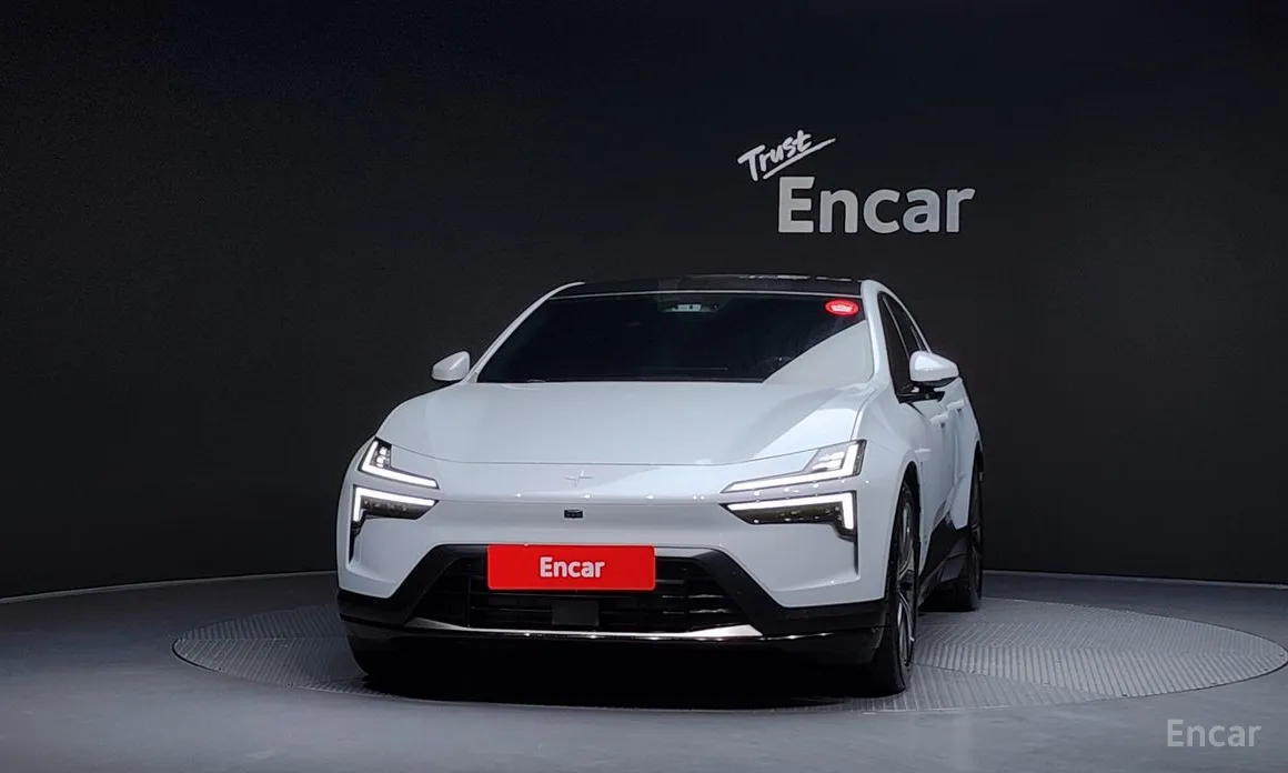 Фото 3 - Polestar 4