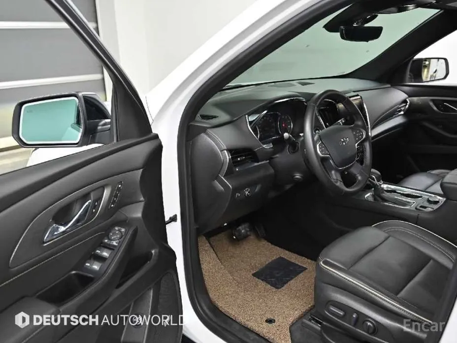 Фото 11 - Chevrolet Traverse