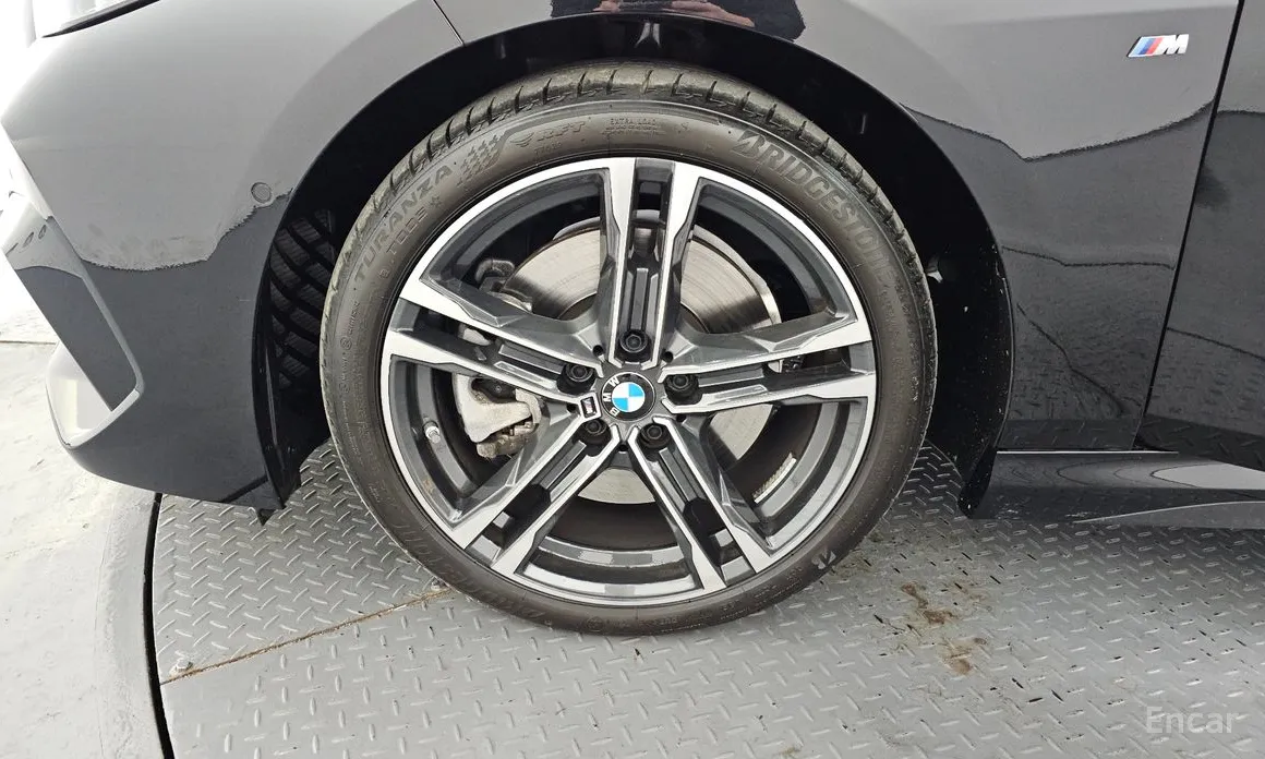 BMW 2 Series 2020 220i M Sports