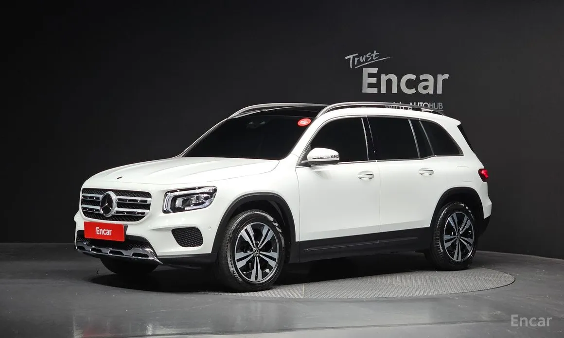 Photo 1 - Mercedes-Benz GLB-Class