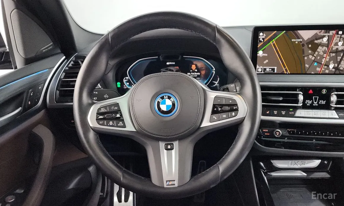 Фото 13 - BMW iX3