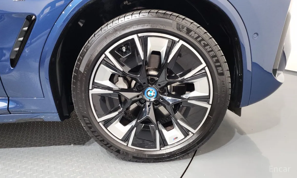 Фото 5 - BMW iX3