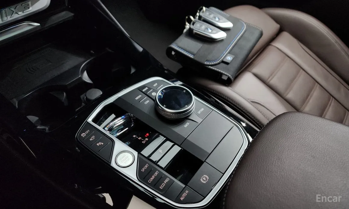 Фото 9 - BMW iX3