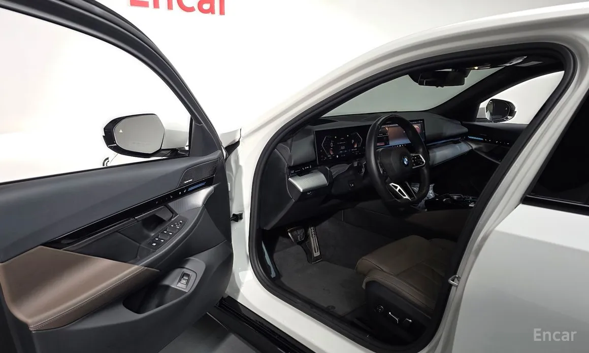 Фото 12 - BMW 5 Series