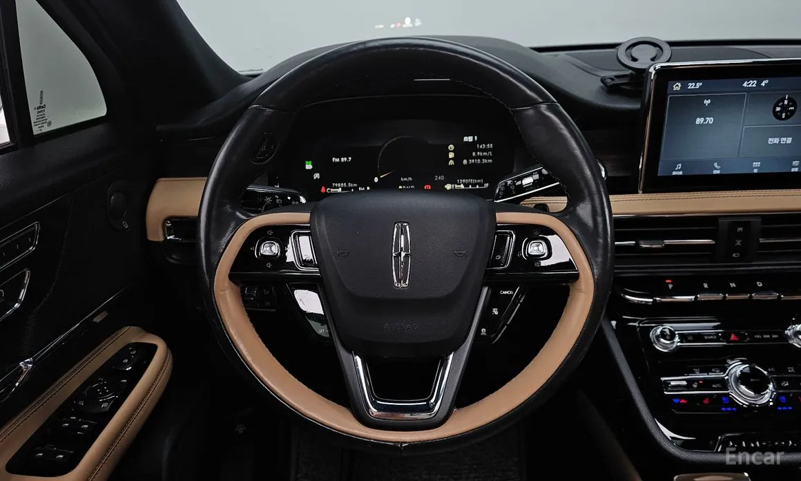 Фото 13 - Lincoln Corsair