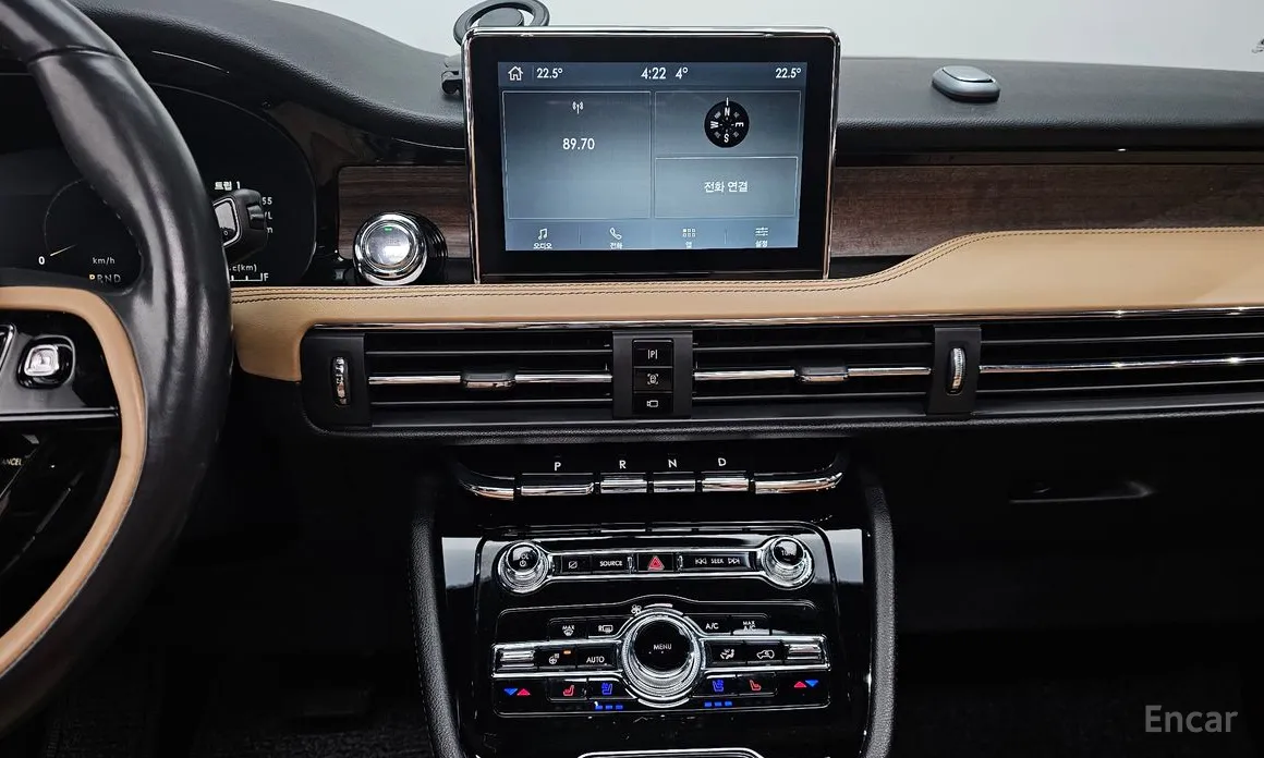 Фото 14 - Lincoln Corsair