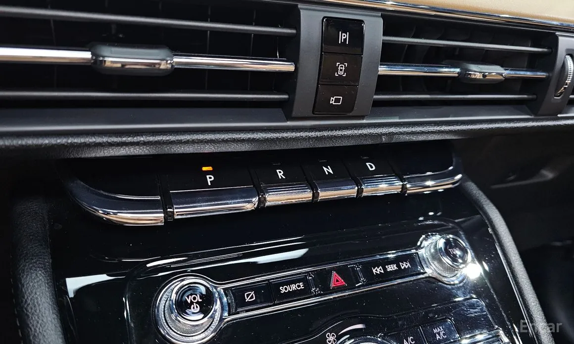 Фото 9 - Lincoln Corsair