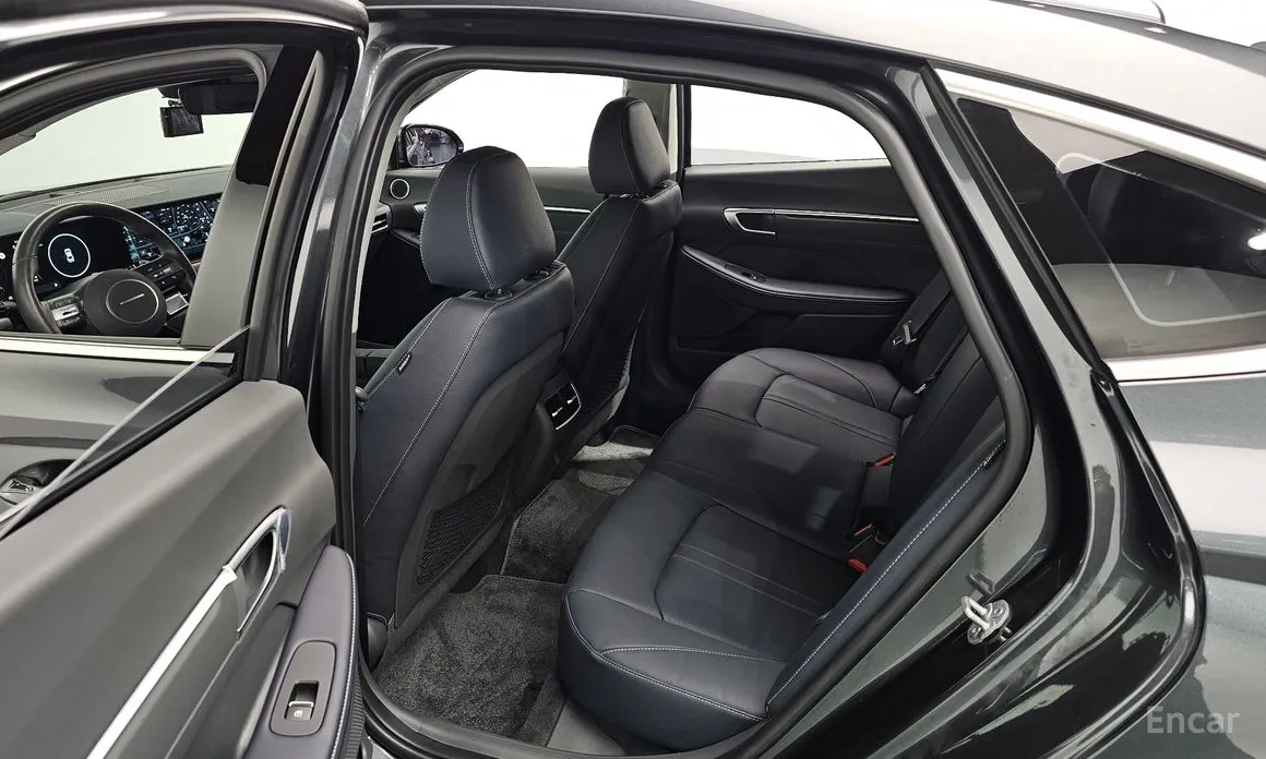 Фото 12 - Hyundai Sonata